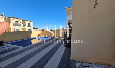Перепродажа - Villa - Orihuela Costa - Villamartín-las Filipinas