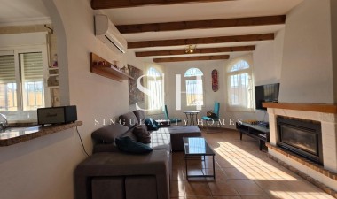 Перепродажа - Villa - Orihuela Costa - Villamartín-las Filipinas
