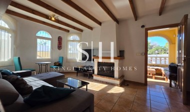 Перепродажа - Villa - Orihuela Costa - Villamartín-las Filipinas