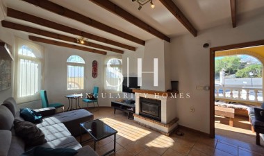 Перепродажа - Villa - Orihuela Costa - Villamartín-las Filipinas