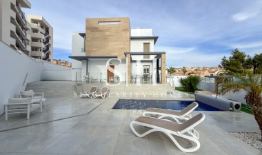 Resale - Villa - Orihuela Costa - Villamartín