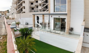 Resale - Villa - Orihuela Costa - Villamartín