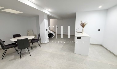 Resale - Villa - Orihuela Costa - Villamartín