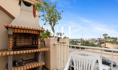 Resale - Apartment / flat - Orihuela Costa - Dehesa de campoamor