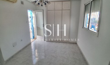 Resale - Villa - Rojales - Inland