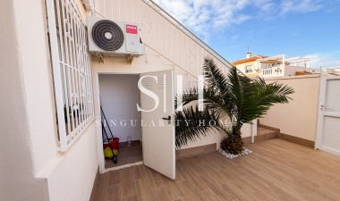 Resale - Villa - Torrevieja - Torre Del Moro