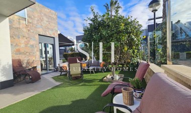 Resale - Villa - Orihuela Costa - Costa Blanca