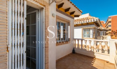 Resale - Villa - Torrevieja - La Mata
