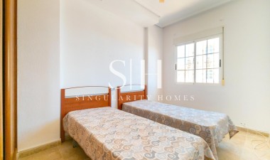 Resale - Villa - Torrevieja - La Mata