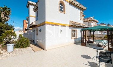 Resale - Villa - Torrevieja - La Mata