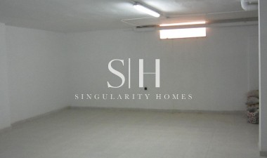 Resale - Villa - Torrevieja - La Mata