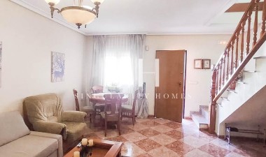 Resale - House - Torrevieja - Los altos