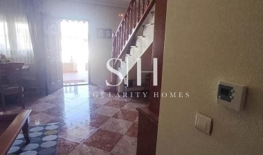 Resale - House - Torrevieja - Los altos