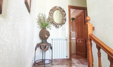 Resale - House - Torrevieja - Los altos