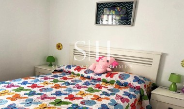 Resale - Apartment / flat - Torrevieja - Playa del Cura