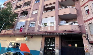 Resale - Apartment / flat - Torrevieja - Playa del Cura