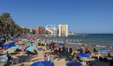 Resale - Apartment / flat - Torrevieja - Playa del Cura