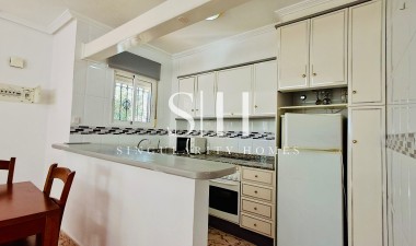 Odsprzedaż - Villa - Orihuela Costa - Playa Flamenca