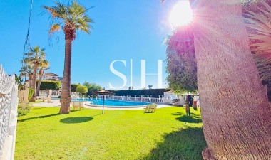 Odsprzedaż - Villa - Orihuela Costa - Playa Flamenca