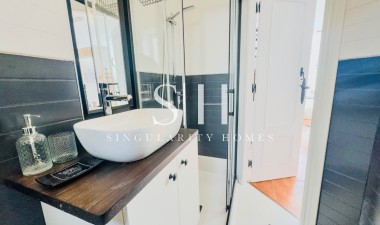 Resale - Apartment / flat - Orihuela Costa - Punta Prima