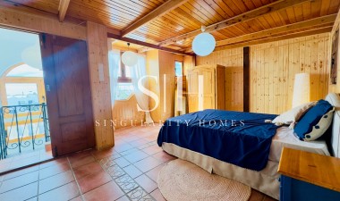 Resale - Apartment / flat - Orihuela Costa - Punta Prima