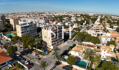 Resale - Apartment / flat - Orihuela Costa - La Zenia