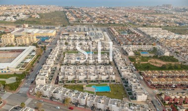 Resale - Bungalow - Torrevieja - Costa Blanca