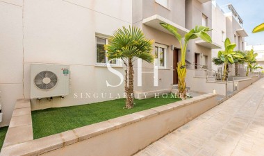 Resale - Bungalow - Torrevieja - Costa Blanca