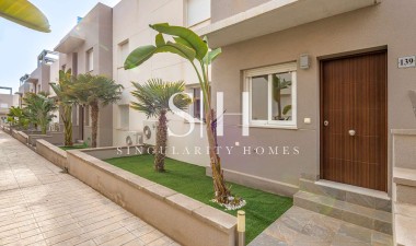 Resale - Bungalow - Torrevieja - Costa Blanca