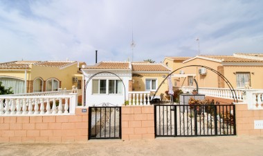 Resale - Villa - Orihuela Costa - Las Mimosas