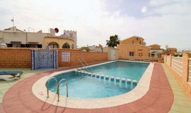 Resale - Villa - Orihuela Costa - Las Mimosas