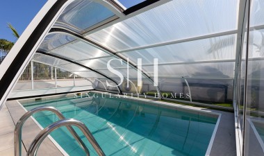 Resale - Villa - San Miguel de Salinas - Mirador De San Miguel