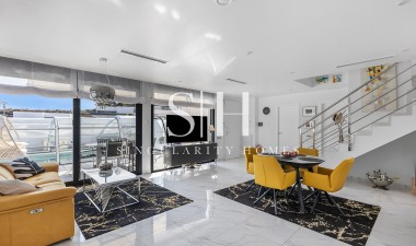 Resale - Villa - San Miguel de Salinas - Mirador De San Miguel