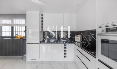 Resale - Villa - San Miguel de Salinas - Mirador De San Miguel