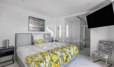 Resale - Villa - San Miguel de Salinas - Mirador De San Miguel