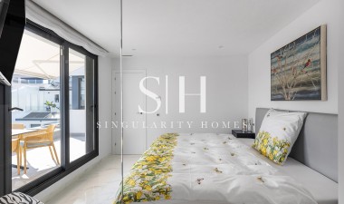 Resale - Villa - San Miguel de Salinas - Mirador De San Miguel