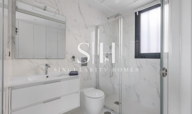 Resale - Villa - San Miguel de Salinas - Mirador De San Miguel