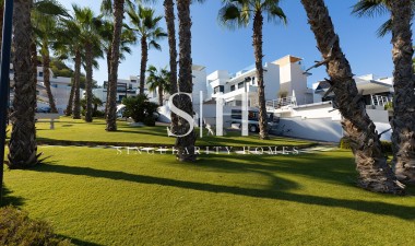 Resale - Villa - San Miguel de Salinas - Mirador De San Miguel