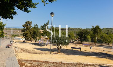 Resale - Villa - San Miguel de Salinas - Mirador De San Miguel