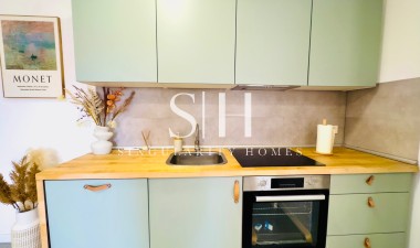 Resale - Apartment / flat - Torrevieja - Los Frutales