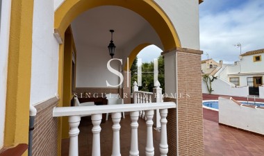 Resale - House - Pilar de la Horadada - Torre De La Horadada