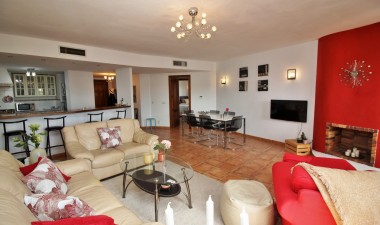 Resale - Apartment / flat - Torrevieja - Punta prima