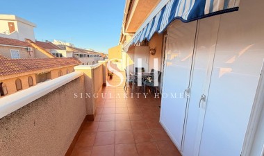 Resale - Apartment / flat - Torrevieja - Acequion
