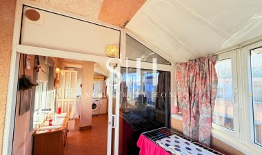 Resale - Apartment / flat - Torrevieja - Acequion