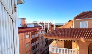 Resale - Apartment / flat - Torrevieja - Acequion