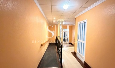 Resale - Apartment / flat - Torrevieja - Acequion