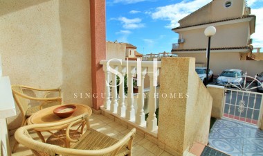 Resale - Apartment / flat - Orihuela Costa - Villamartin