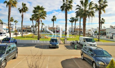 Resale - Apartment / flat - Orihuela Costa - Playa Flamenca