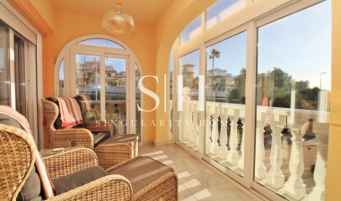 Resale - Villa - Orihuela Costa - Playa Flamenca