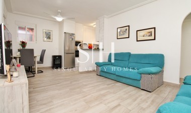 Resale - Villa - Orihuela Costa - Playa Flamenca